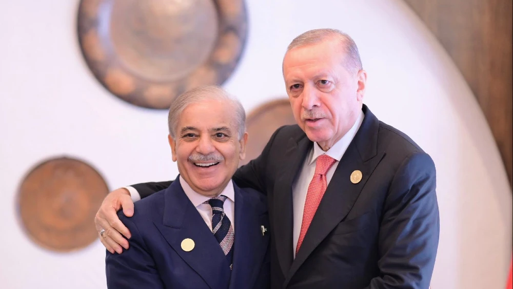 PM Sharif felicitates Erdoğan, Turkish nation on Republic Day